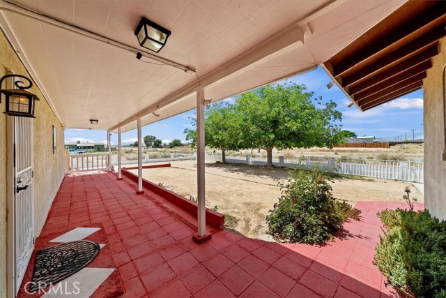 Detail Gallery Image 14 of 49 For 20548 Neuralia Rd, California City,  CA 93505 - 3 Beds | 2 Baths