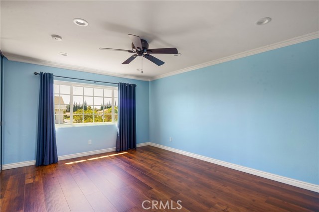 Detail Gallery Image 17 of 31 For 22018 Craggy View St, Chatsworth,  CA 91311 - 3 Beds | 3 Baths