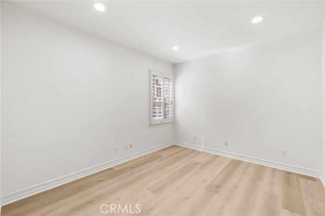 31 Prairie, Irvine CA: https://media.crmls.org/medias/d02dbada-8e67-4564-ba1a-6796ec9494fa.jpg