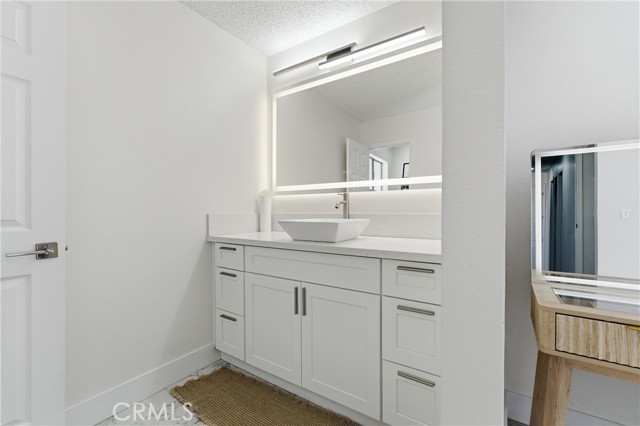 Detail Gallery Image 8 of 21 For 44509 Watford Ave, Lancaster,  CA 93535 - 3 Beds | 2 Baths