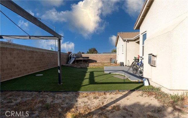 901 Misty Harbor Drive, Livingston CA: https://media.crmls.org/medias/d02f1eef-dd06-4e78-a023-a3b20f7f00f5.jpg