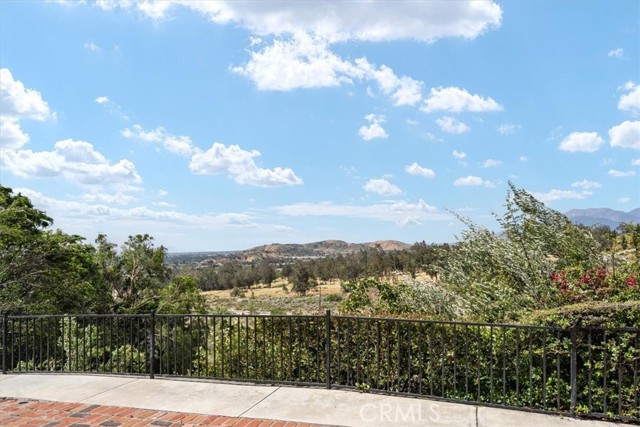 Detail Gallery Image 13 of 33 For 5064 Mariposa Dr, San Bernardino,  CA 92404 - 4 Beds | 2 Baths