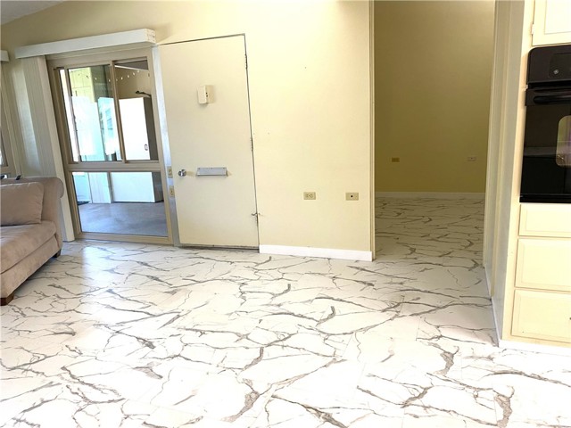13370 St. Andrews Dr., M12-69D, Seal Beach CA: https://media.crmls.org/medias/d0321fce-20bf-4c49-8bea-7744e4b1fca3.jpg