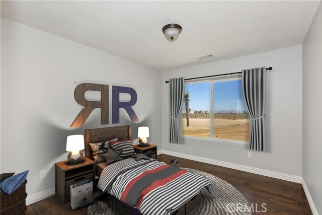 Detail Gallery Image 15 of 28 For 465 Solano Rd, Pinon Hills,  CA 92372 - 4 Beds | 2 Baths