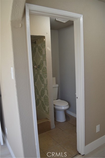 Detail Gallery Image 11 of 18 For 315 S Hayes St, Bakersfield,  CA 93307 - 3 Beds | 2 Baths