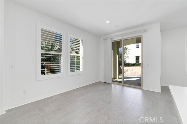 Detail Gallery Image 8 of 36 For 26 Prominence, Lake Forest,  CA 92630 - 2 Beds | 2/1 Baths