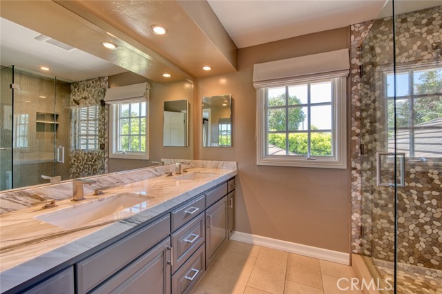 D0344838 740c 4611 A288 86aae14aab3b