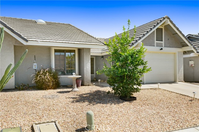 1355 Freedom Way, San Jacinto CA: https://media.crmls.org/medias/d034597c-7dd1-4844-8b5e-ae754fe45bb8.jpg