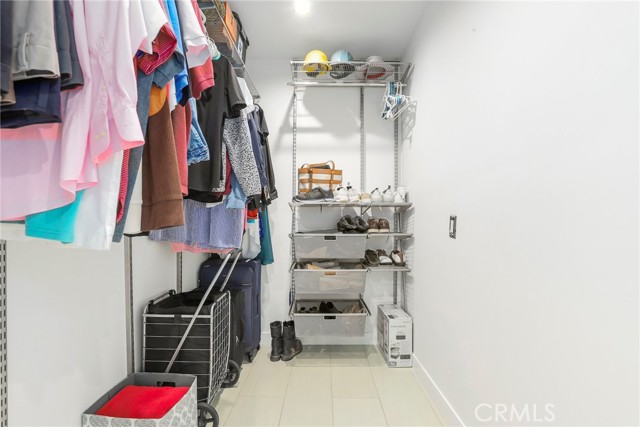 Detail Gallery Image 12 of 28 For 8401 Fountain Ave #8,  West Hollywood,  CA 90069 - 2 Beds | 2 Baths