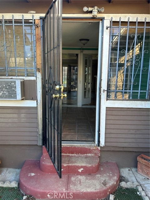 Detail Gallery Image 13 of 14 For 1184 N Kenmore, Los Angeles,  CA 90029 - 3 Beds | 1/1 Baths