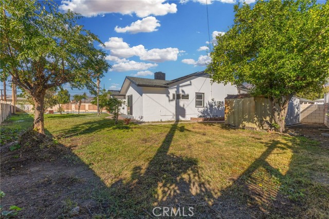 325 Echo Court, San Bernardino CA: https://media.crmls.org/medias/d0354bae-cbeb-4f87-a05f-26b9dcc4adac.jpg