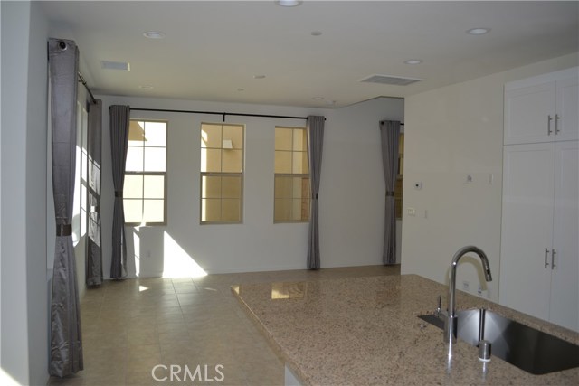90 Lavender, Lake Forest CA: https://media.crmls.org/medias/d0355683-b2c8-4d4e-a6c9-89eeacf0ba55.jpg