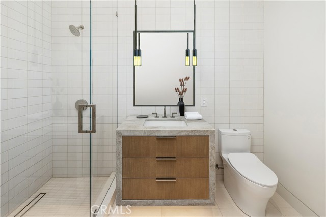 13 Ritz Cove Drive, Dana Point CA: https://media.crmls.org/medias/d036083c-7e96-4079-aa36-e1b3c389a576.jpg