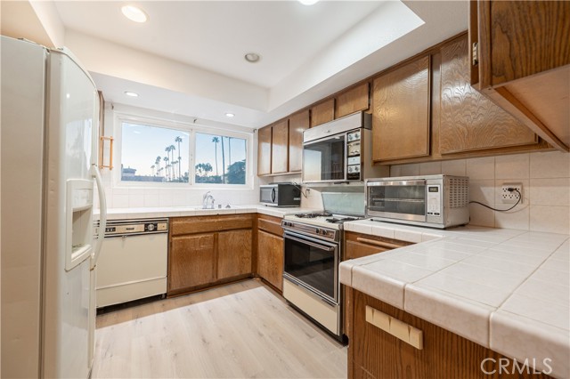 Detail Gallery Image 9 of 20 For 1344 5th St #17,  Glendale,  CA 91201 - 2 Beds | 2 Baths