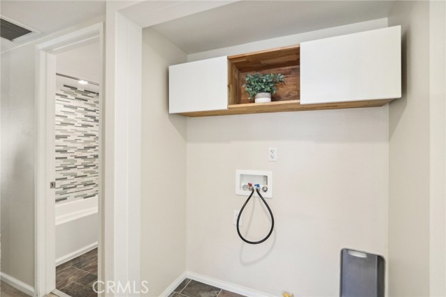 Detail Gallery Image 18 of 43 For 2909 Arizona Ave #3,  Santa Monica,  CA 90404 - 3 Beds | 2/1 Baths