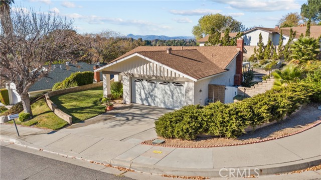 Detail Gallery Image 3 of 35 For 22503 Tula Dr, Saugus,  CA 91350 - 3 Beds | 2 Baths