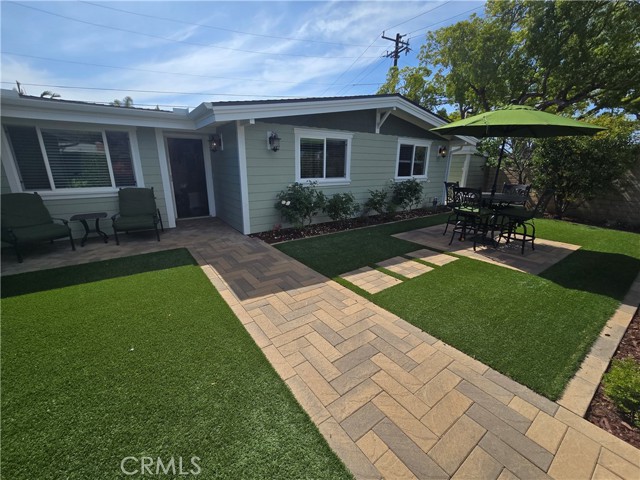 Detail Gallery Image 28 of 39 For 249 Loyola Rd, Costa Mesa,  CA 92626 - 4 Beds | 2 Baths