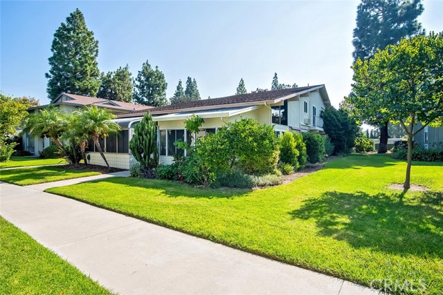 34 Calle Aragon #D, Laguna Woods, CA 92637