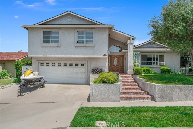 Detail Gallery Image 1 of 48 For 536 N Del Sol Ln, Diamond Bar,  CA 91765 - 5 Beds | 3 Baths
