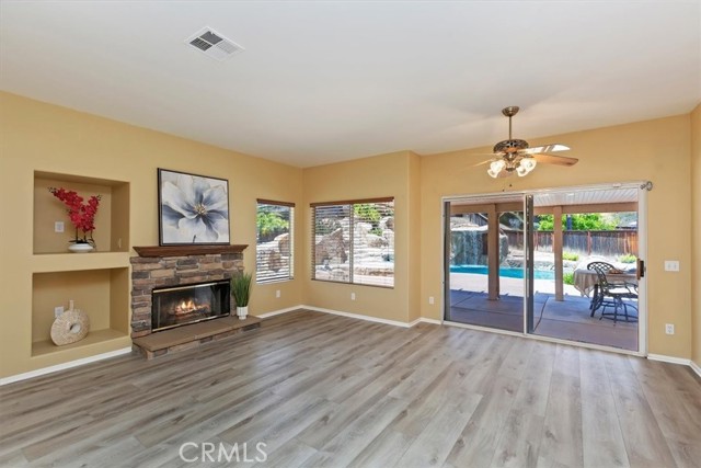 39741 Jacaranda Court, Temecula CA: https://media.crmls.org/medias/d0384df0-b987-42ba-9311-3244a4c66eab.jpg