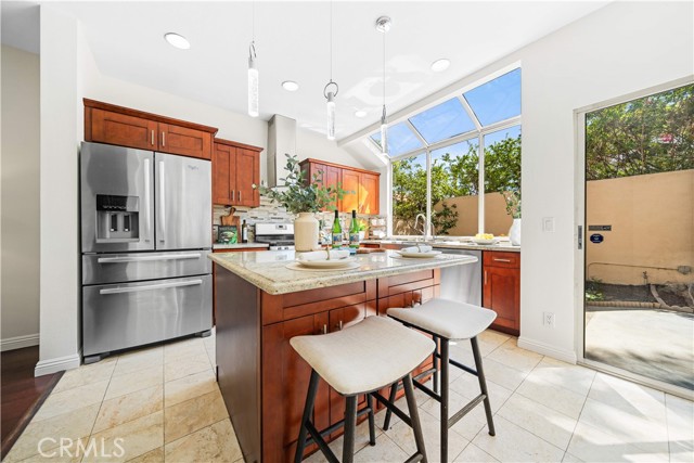 32 Belcanto, Irvine CA: https://media.crmls.org/medias/d0385354-4a97-4172-be75-26932fc6a523.jpg