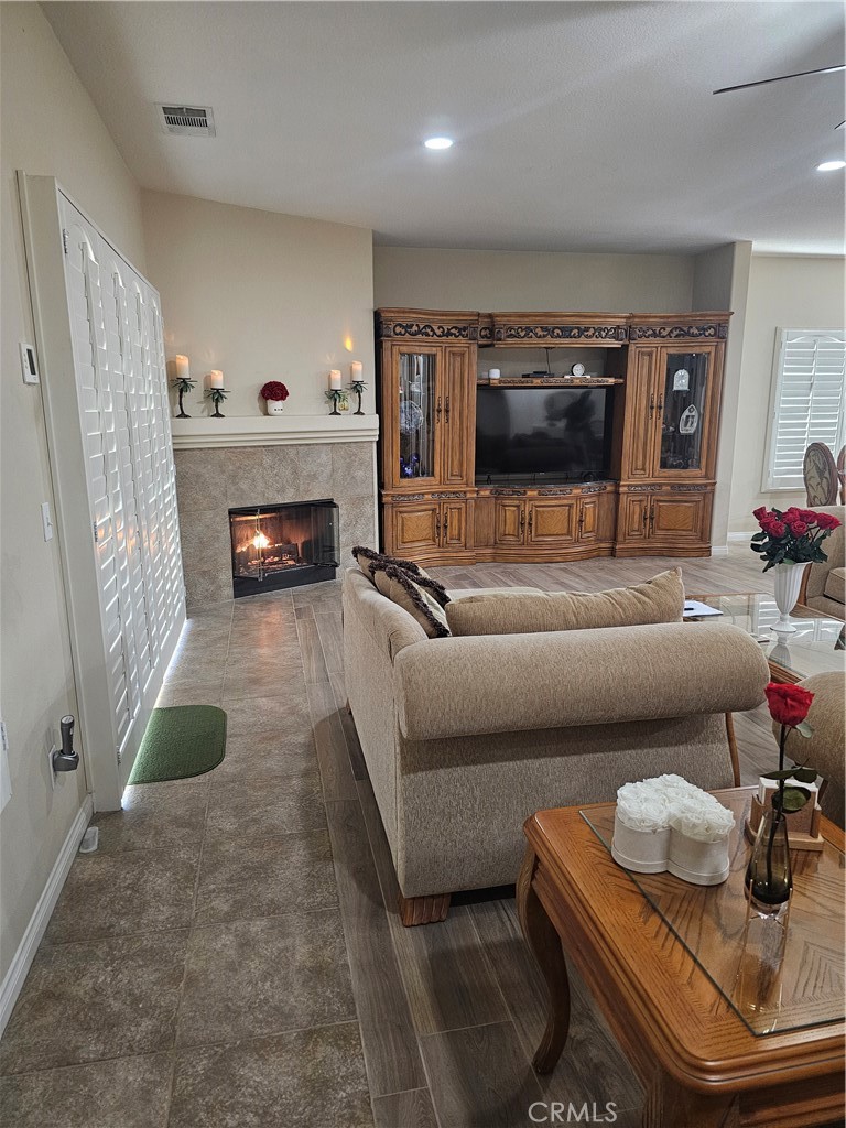 MLS #CV25188129 image #13