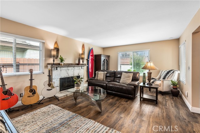 1129 Glenbridge Circle photo 4