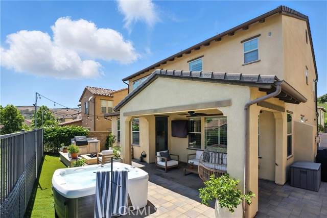 12 Rastro Street, Rancho Mission Viejo CA: https://media.crmls.org/medias/d03a5f2e-11ed-419d-a85b-635ff1ec5dc2.jpg