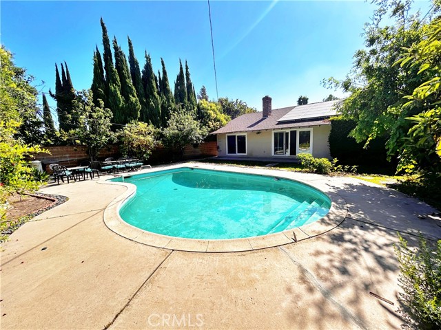 Detail Gallery Image 24 of 26 For 8927 Gloria Ave, North Hills,  CA 91343 - 3 Beds | 2 Baths