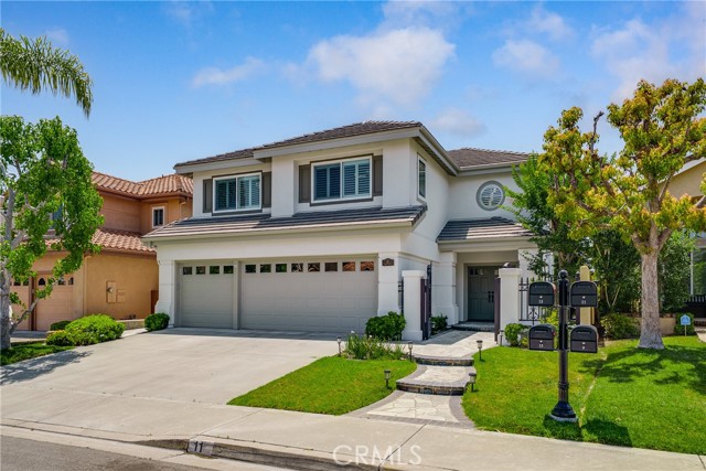 11 High Bluff, Laguna Niguel CA: https://media.crmls.org/medias/d03bd085-370c-4c5e-acf4-de8a8fa67fe9.jpg