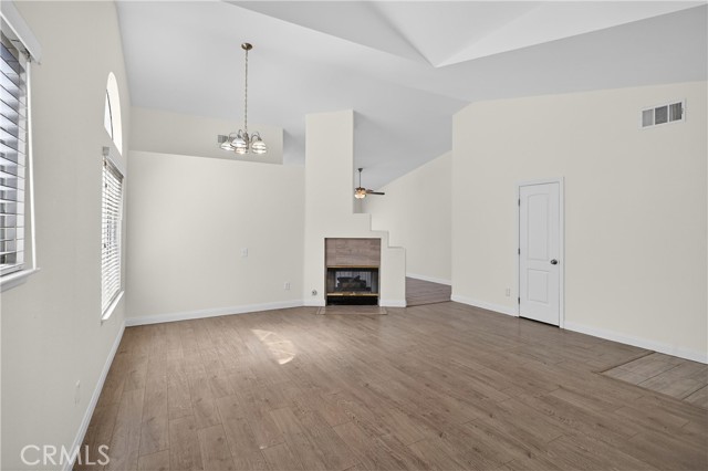 Detail Gallery Image 6 of 39 For 25307 Avenida Chagres, Hemet,  CA 92544 - 4 Beds | 2 Baths