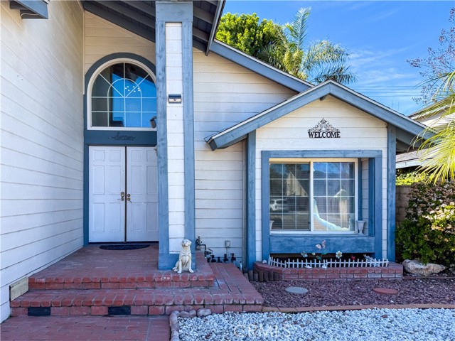 Detail Gallery Image 6 of 65 For 2714 Blue Fox, Ontario,  CA 91761 - 3 Beds | 2/1 Baths