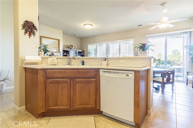 Detail Gallery Image 29 of 40 For 19442 Royal Oaks Rd, Apple Valley,  CA 92308 - 2 Beds | 2 Baths