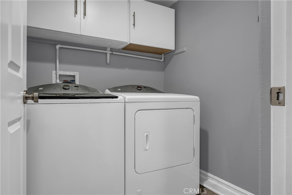 https://media.crmls.org/medias/d03e155b-1dfe-4ca7-905d-379c5fe16536.jpg?preset=X-Large