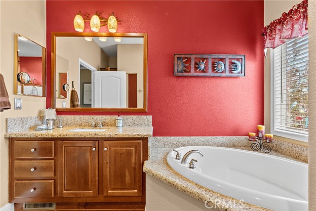 15455 Glenoaks, 481 photo 36