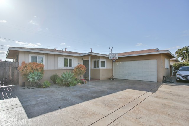 12621 Sweetbriar Drive, Garden Grove CA: https://media.crmls.org/medias/d03f3624-c5cb-4bc1-8591-438c628f6798.jpg