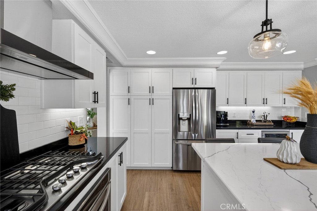 MLS #OC26040336 image #31