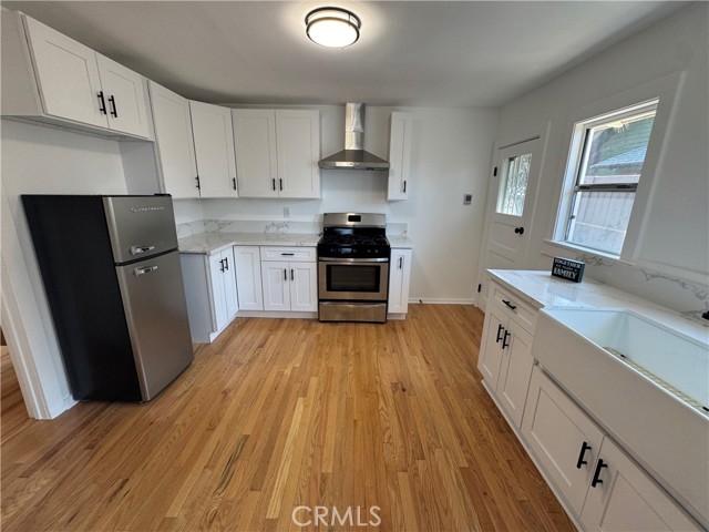 3040 Boulder Street, Los Angeles CA: https://media.crmls.org/medias/d03feedb-7a26-48dc-88c6-384582406abc.jpg