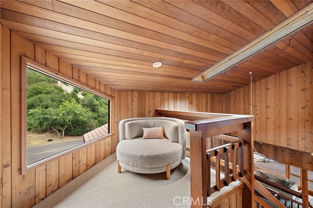 1304 Morningside Drive, Laguna Beach CA: https://media.crmls.org/medias/d040b168-1a7e-4a5b-ac00-b0e16da80d89.jpg