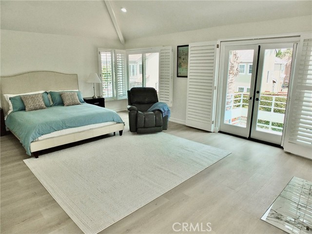 6225 Napoli Court, Long Beach CA: https://media.crmls.org/medias/d041da01-d2f3-413e-b83d-482188c3bba5.jpg
