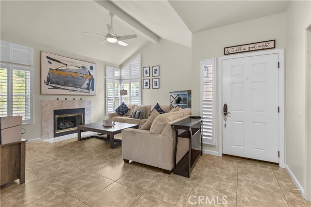 6118 E Garnet Circle, Anaheim CA: https://media.crmls.org/medias/d0421026-3edd-4e50-a709-3d48af46c665.jpg