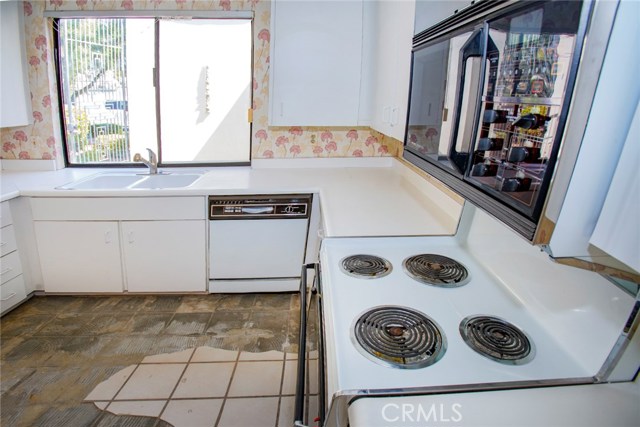 Image 9 for 1713   Grand Bahama DR