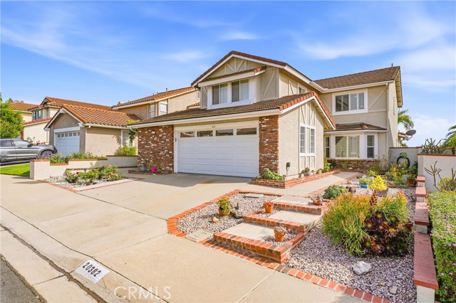 Detail Gallery Image 3 of 67 For 20382 via Trinidad, Yorba Linda,  CA 92886 - 4 Beds | 3/1 Baths