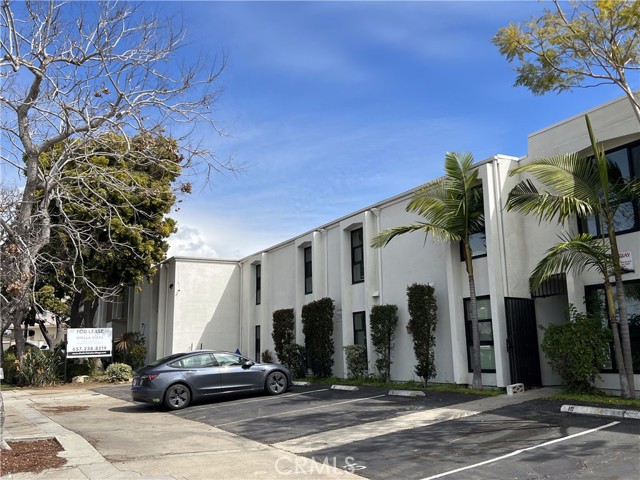 Detail Gallery Image 4 of 5 For 6675 Linda Vista Road 19a,  –,  CA 92111 - 0 Beds | 1 Baths