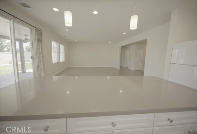 25382 Rocking Horse Court, Menifee CA: https://media.crmls.org/medias/d042eb70-34db-4a4c-aa57-7f16c7a3dbe7.jpg