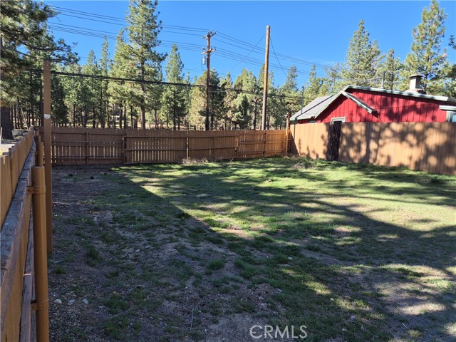 Detail Gallery Image 5 of 7 For 825 E Big Bear Blvd, Big Bear City,  CA 92314 - – Beds | – Baths