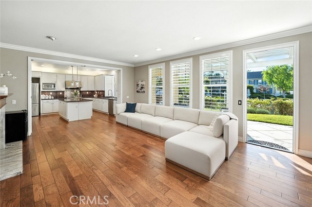 27052 Island Road, Valencia CA: https://media.crmls.org/medias/d0446631-156e-4269-a83c-7cca5cd5ce88.jpg