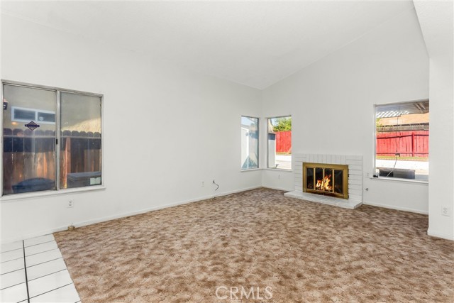 Detail Gallery Image 6 of 33 For 25784 Basil Ct, Moreno Valley,  CA 92553 - 4 Beds | 2/1 Baths