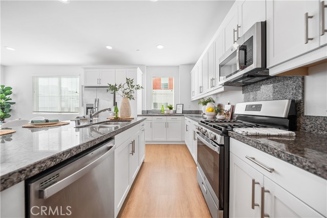 Detail Gallery Image 17 of 49 For 11016 Getaway Dr, Rancho Cucamonga,  CA 91730 - 3 Beds | 2/1 Baths