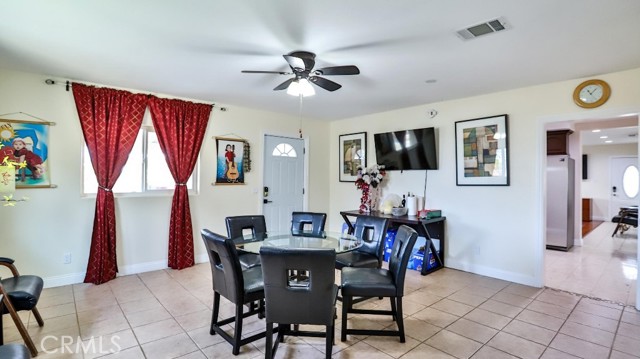 Detail Gallery Image 11 of 55 For 2306 Laird St, Santa Ana,  CA 92706 - 6 Beds | 5 Baths